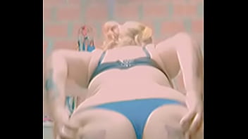 Preview 1 of Brazzers Bitch - Volvii