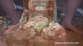 Preview 3 of Fpov Porn - Parece um v&iacute_deo inocente de torta na cara,  mas