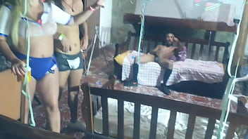 Preview 2 of Faye Reagan Lesbian Instructions - Quem te falou que n&atilde_o ia ter carnaval em 2021 ? Carnaval da Paty bumbum e convidados terminou na praia