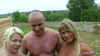 Preview 1 of Depth Measure - Versaut am Pool im Urlaub - 2 MILFs ficken und pissen auf den Poolboy - German Mature