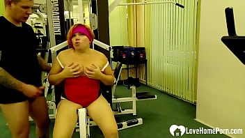 Preview 4 of Vigin Died - Mature at the gym fucks the instructor