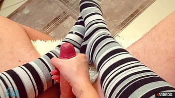 Preview 4 of Lau Xanh Us Xxx Dan 69 - SOCKS JOB | FOOTJOB | HANDJOB| CUM SOCKS | CUM STOCKINGS