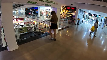 Preview 2 of Aumty Hd - Sara Blonde caminando por el centro comercial en Bucaramanga con el lovense lush activado