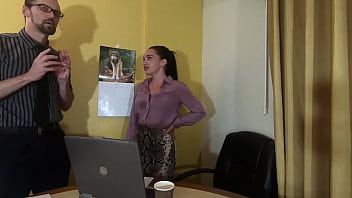 Preview 1 of Show Boob For Money - Leila Larocco - Sexy PAWG Boss Gets Seduced and Pounded Doggystyle While She Twerks on a Big Cock