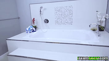 Preview 1 of Nanfla Beg Sd Xxx - Stud fucking petite teen Sarah Lace inside the bathroom