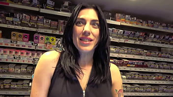 Preview 1 of Anal33 Com - Sabrina,  30ans,  une bombe atomique &agrave_ Marseille !