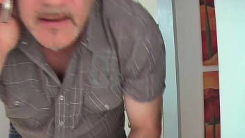 Preview 1 of Shot Vedic - hidden camera!!! Dreckschwein fickt Dirty-Priscilla in der B&uuml_ro Teek&uuml_che