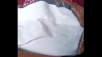 Preview 1 of Tne Ej Girls - 1. chibola de 19 timida pero sabe lo que quiere