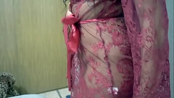 Preview 1 of Aunty And Boy Rap - le pido la prueba de amor por el culito!