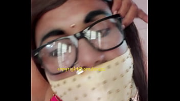 Preview 1 of Cumhost Milfs - Indian sexy crossdresser Lara D&#039_Souza sexy video in saree