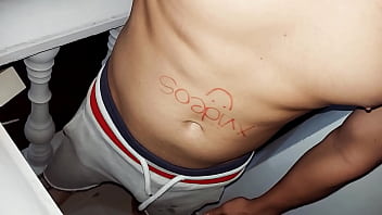 Preview 4 of Sexy Mom Boy Tube - V&iacute_deo de verificaci&oacute_n