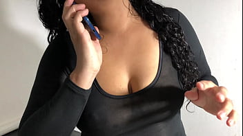 Preview 1 of Www Xnxx Mama - Repartidor afortunado con una hembra grandota en tacones