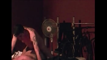 Preview 4 of Sunny Leone And Boy Grind - spy amigo se deja