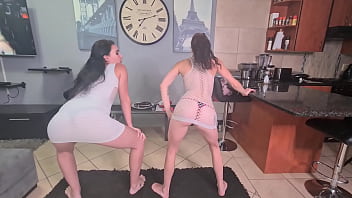 Preview 1 of First Night Prons Vedios - two girls twerking and stripping