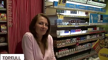 Preview 1 of Deiri Kuon - Se folla a la vendedora en la tienda por dinero