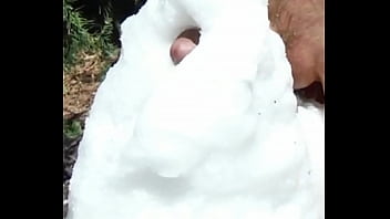 Preview 2 of Indonesoan Tante - My cock thrusting thru snow