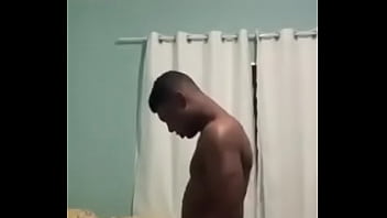 Preview 3 of Pregnant Mom Bathing Hot - Novinho me comeu gostoso