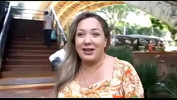 Preview 1 of Carmi Grills - brincadeira do bilhete misterioso,  dei pro motoboy