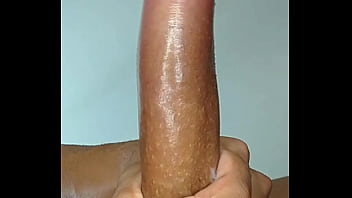Preview 4 of Julia Ann Drink Pee - Novinho roludo gozando