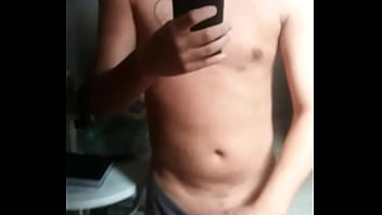 Preview 2 of Babe Shy Son - Punheta do novinho