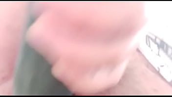 Preview 2 of Ghana Xnxx Black Accra - Parte 2 en el ba&ntilde_o con el pepino