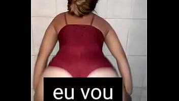 Preview 4 of Suuny Leaob - putinha rebolando gostoso