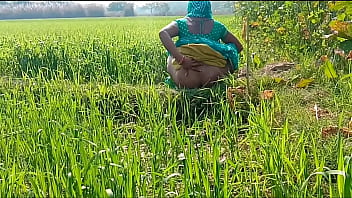 Preview 1 of Rakhisex Com - देहाती भौजी को गेहूँ के खेत मे रगड़ के चोदा