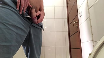 Preview 3 of Ex Ra Small Small - Aquela mijadinha gostosa em duas dire&ccedil_&otilde_es