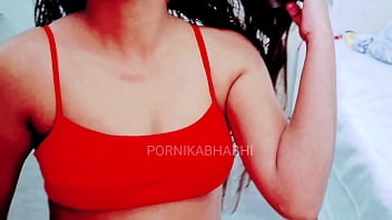 Preview 1 of Girl Tease In Public - फ्री मसाज के चक्कर में भाभी की चूत फट गई