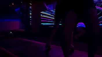 Preview 3 of Suharat Rat Fuck Videos - Show Proibido no Swing: Nicoly e as Amigas no Palco pra Todo Mundo Gozar!