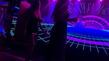 Preview 1 of Suharat Rat Fuck Videos - Show Proibido no Swing: Nicoly e as Amigas no Palco pra Todo Mundo Gozar!