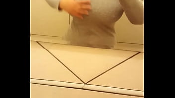 Preview 1 of Jessy Kavas - Essa ninfeta tuga tem os seios grande lindos e naturais