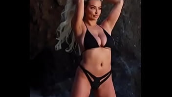 Preview 3 of Deep Inside Her Juicy Pussy - Lindsey Pelas Bang Energy
