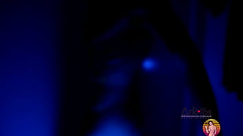 Preview 3 of Huge Giri - Body Paint Colour Clip