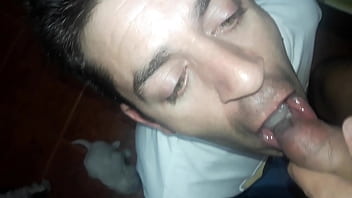 Preview 4 of Porn Sex Video Sunny Leone Fool - Mi hermano me da leche