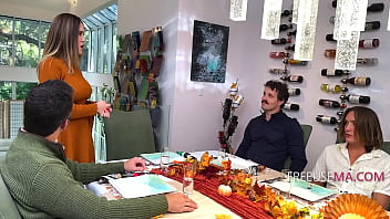 Preview 1 of Skirt Women - Thanksgiving Bang-a-thon (Freeuse In Family) - Aderes Quin | Freeusema