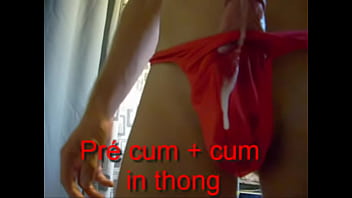 Preview 1 of Ottawa Blowjob - Je me branle dans string lycra et jute dedans