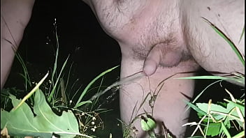 Preview 2 of Findmia Rose Dp - Gay piss outside at night