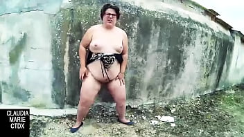 Preview 4 of 671 Porn - Follando contra la antigua y peligrosa pared del exterior. Podemos tener un accidente follando