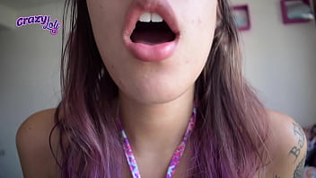 Preview 2 of Lovely Se - Gimiendo y mostrando mi lengua larga