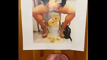 Preview 1 of Romamce Pussy - Tributo a un amica di Twitter