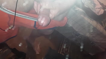Preview 1 of Jw Azv - Rubbing it out for her