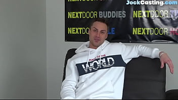 Preview 1 of Xxxopra - Sixpack casting jock jerking off on the couch