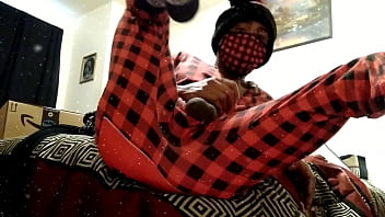 Preview 1 of Yenlo Webcam Squirt - Bbc in a onsie