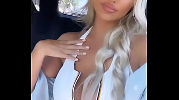 Preview 2 of Sexxi Vido - Lindsey Pelas Cleavage