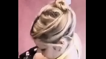 Preview 4 of Video Tina Dutta Sex - FLAGRA VIIH TUBE DEIXA ESCAPAR O PEITO BBB21