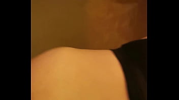 Preview 2 of Puking Facfuck - EN LAS AGUAS TERMALES