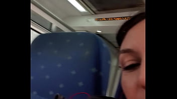 Preview 3 of Chhoti Bachi Kand Mms - TOCANDOME EL CO&Ntilde_ITO EN EL TREN