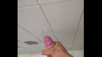 Preview 2 of Anna Tatu Busty - Probando p&aacute_gina