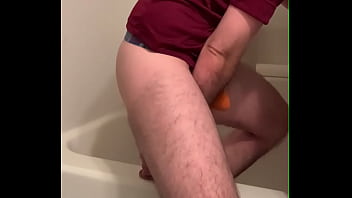 Preview 1 of Alabama Homemade Xxx - JT Before I Shower